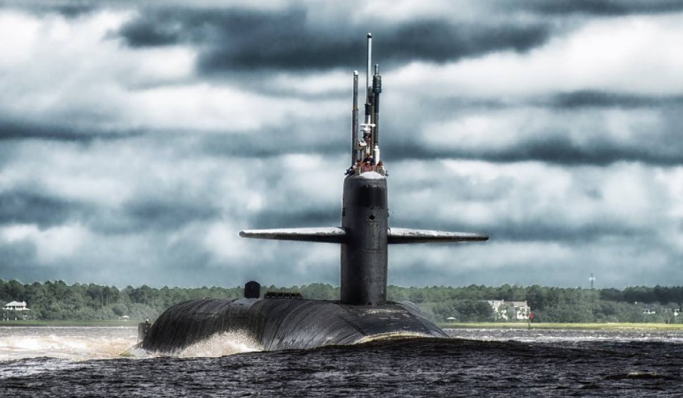 Dorel de UK! | Marina Regală britanică ordonă o anchetă asupra unui submarin nuclear "reparat cu lipici”