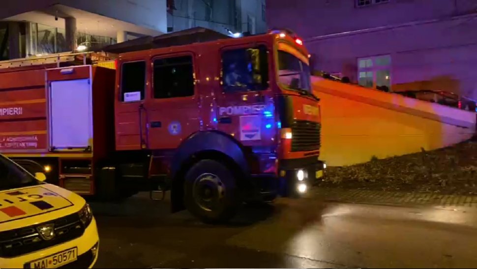 Incendiu la un cămin studențesc din Timișoara: 55 de persoane evacuate
