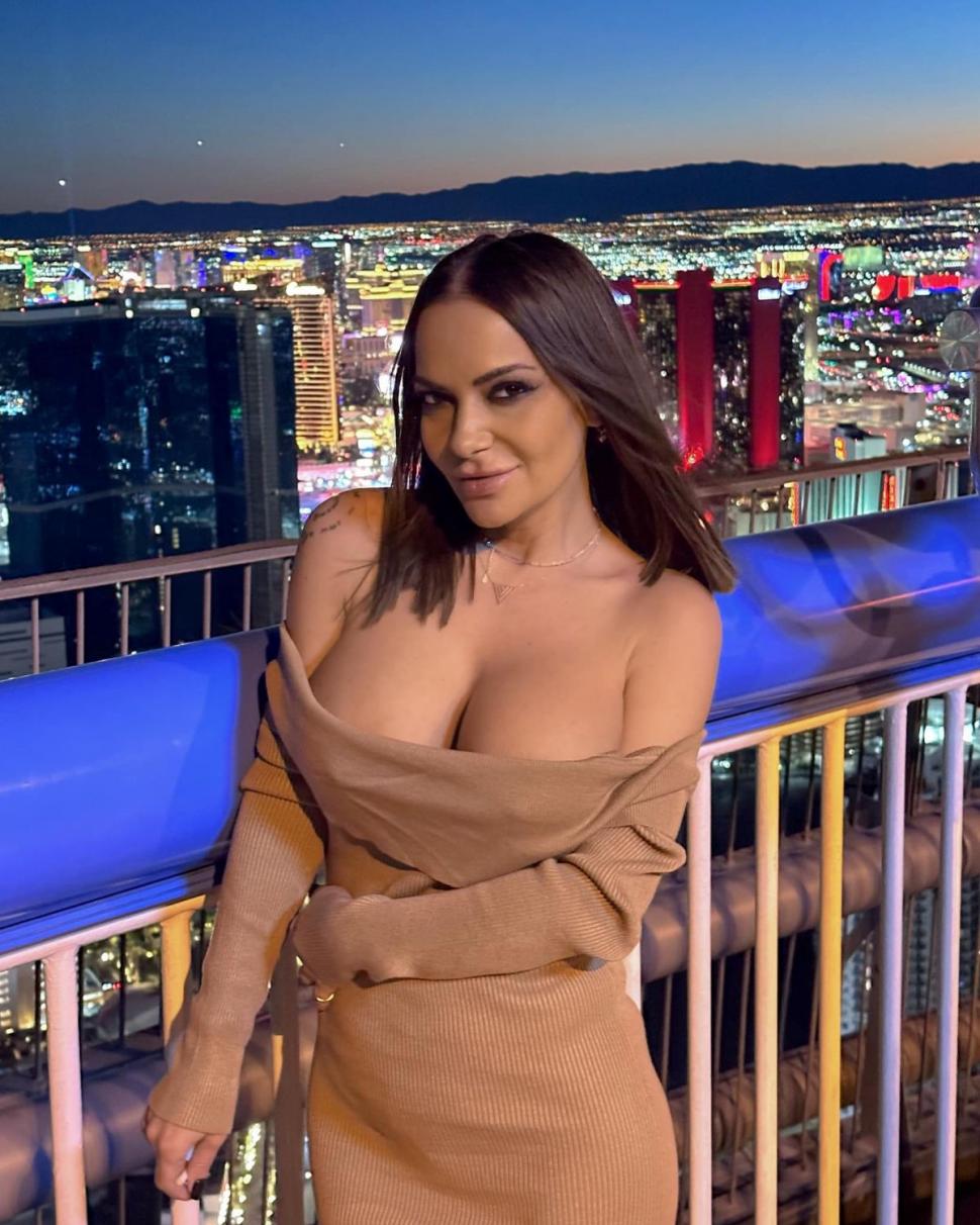 Alimentul la care a renunţat Andreea Antonescu, vedetă la America Express: "Am 47 de kilograme. Am ajuns aici prin muncă şi sacrificii" 814797