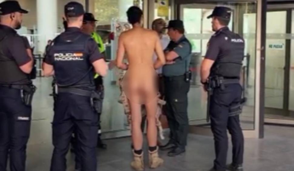 Înalta Curte spaniolă susține dreptul unui bărbat de a se plimba gol pe stradă 814918