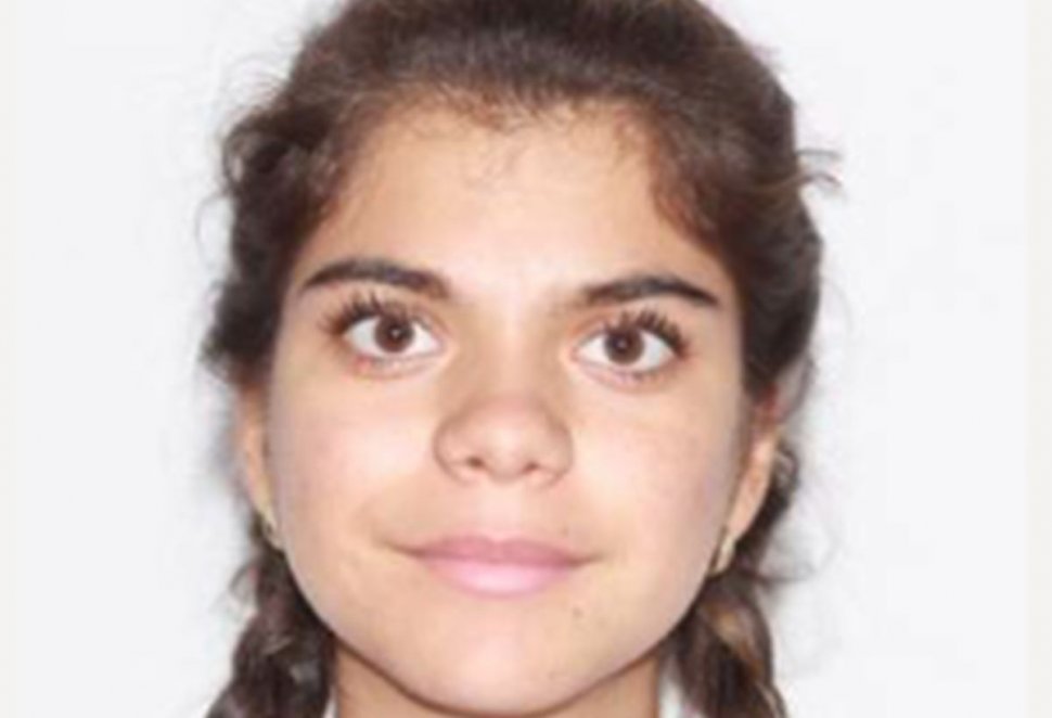 Alertă pentru un copil dispărut. O minoră de 14 ani, din Ștefăneștii de Jos, e căutată de poliţişti