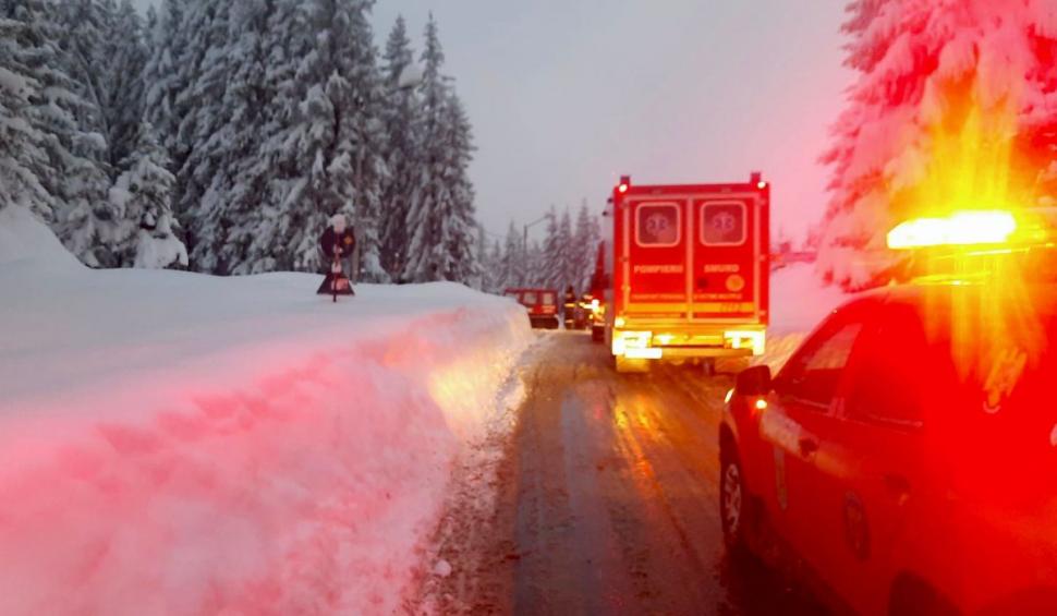 Momente de panică după ce zeci de turiști au rămas blocați de nămeți la Păltiniș | Nămeții au depășit 120 de centimetri 815102