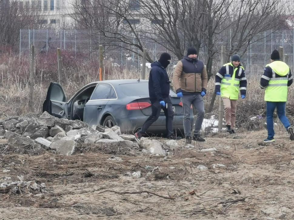 Un bărbat a răpit o femeie, în București, a băgat-o în portbagaj și a încercat să îi dea foc, la marginea cartierului Sălăjan 815167