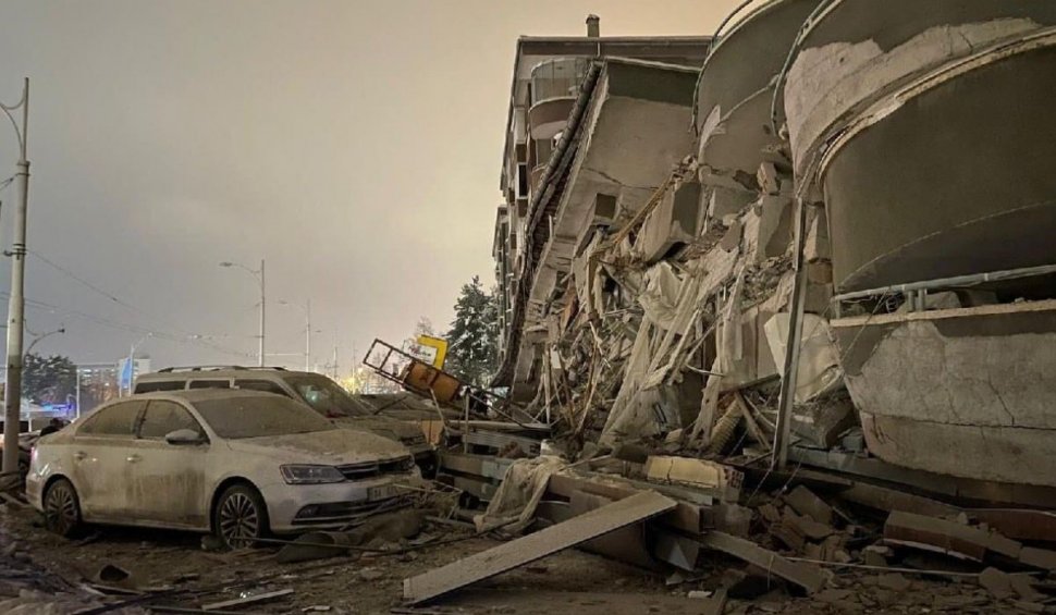 Operaţiuni contracronometru de salvare după cutremurul devastator | Transmisiune specială din Turcia 