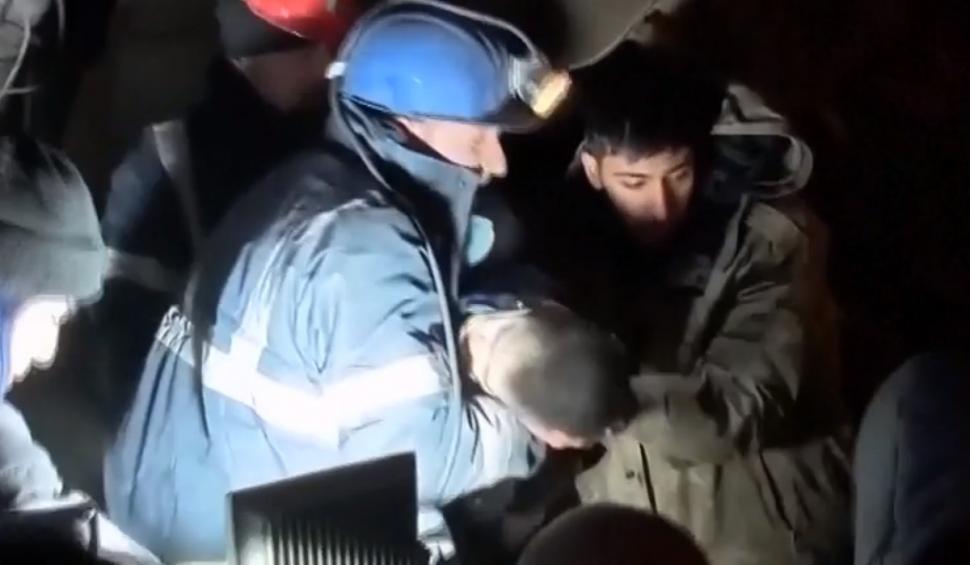 Imagini cu dezastrul umanitar din Turcia | Jurnaliştii Antena 3 CNN au surprins lupta contracronometru a salvatorilor 815859