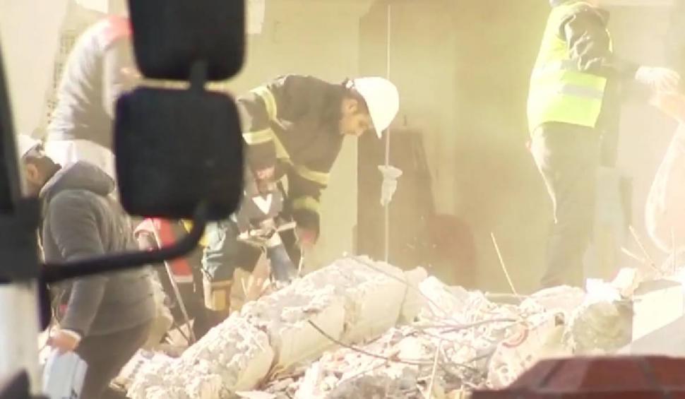 Echipa Antena 3 CNN, imagini exclusive din oraşele dărâmate de valul seismic: "Se mai întâmplă și miracole" 815742