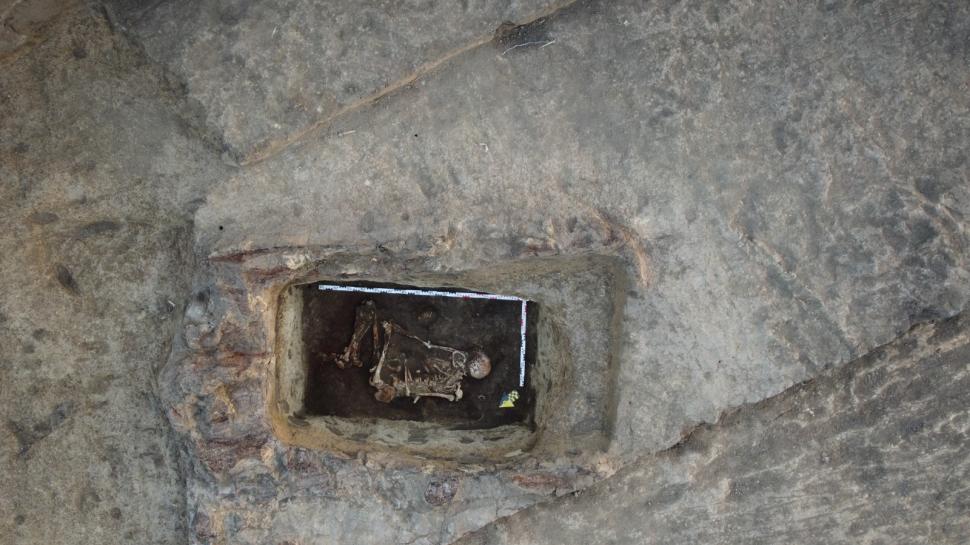 Schelet uman de peste 3.000 de ani, decoperit de arheologi în județul Botoșani: "Aparţine culturii Yamnaya" 815888