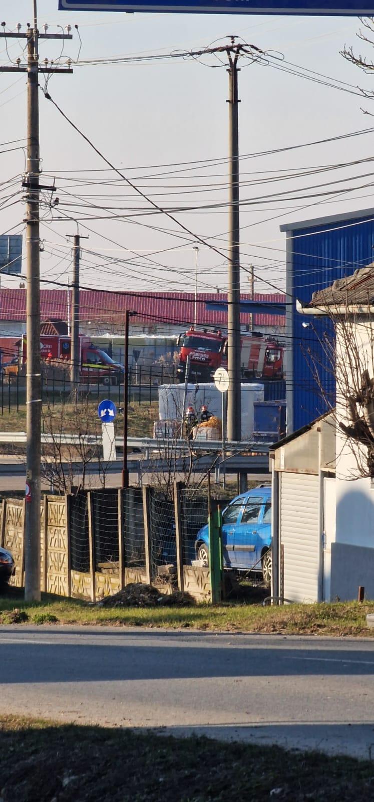 Accident chimic la o firmă din Timiş! O substanță periculoasă a fost deversată accidental | 28 de angajați, evacuați 816227