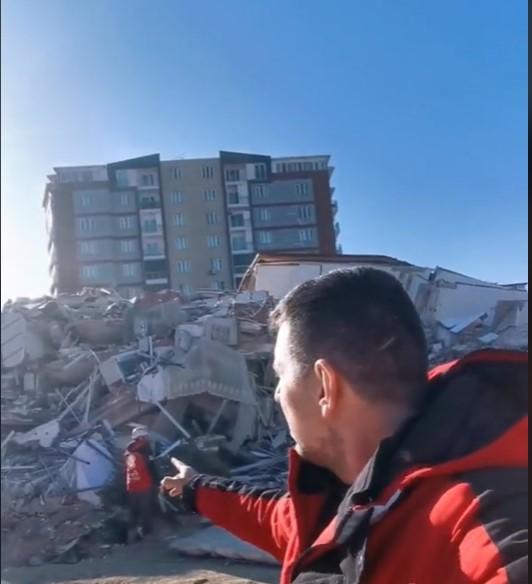 Echipa Antena 3 CNN, surprinsă de trei replici ale cutremurelor din Turcia: "Toată lumea a înghețat şi ni s-a spus să părăsim zona" 816276