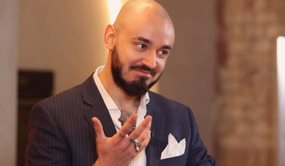 Victor Dorobanțu, Thing din "Wednesday“, a dat o "mână de ajutor" şi în bucătăria "Gătit la costum", în prima ediţie a sezonului 4 815575