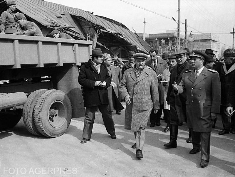Primul ordin dat de Ceaușescu, după ce a aflat de cutremurul din 1977 | Sinistrații au primit apartamente complet mobilate 816474