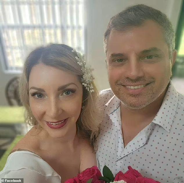 Doi tineri, căsătoriţi de câteva luni, au murit îmbrăţişaţi într-o clădire prăbuşită la cutremur, în Turcia 816640