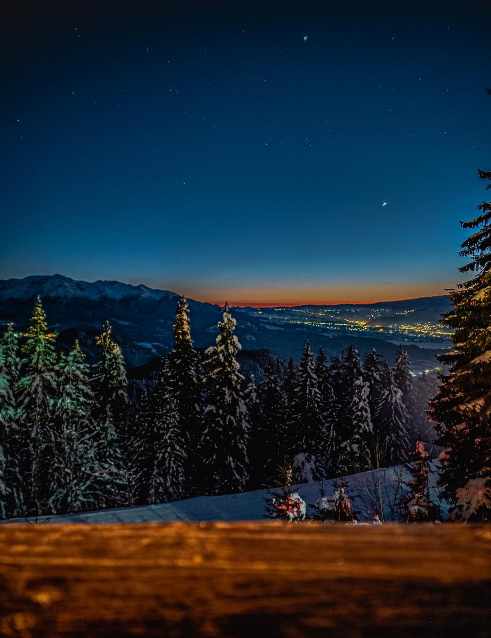 Imagini superbe de pe Masivul Postăvaru, după ce s-a depus un nou strat de zăpadă 816543