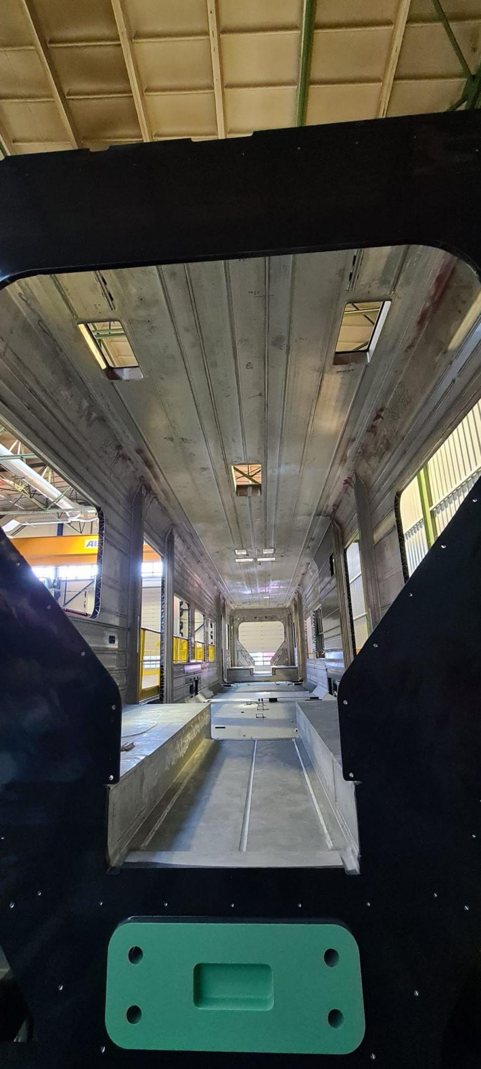 Cum arată noile trenuri electrice produse în Polonia pentru România. Rutele pe care vor circula cu 160 de km/h 816701