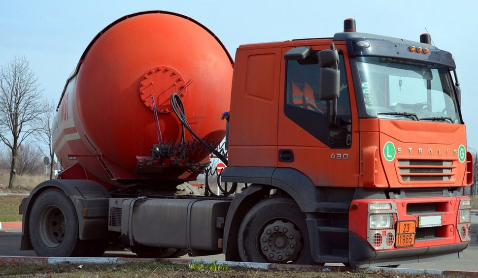 România a devenit principalul furnizor de combustibil al Ucrainei, după invazia rusă