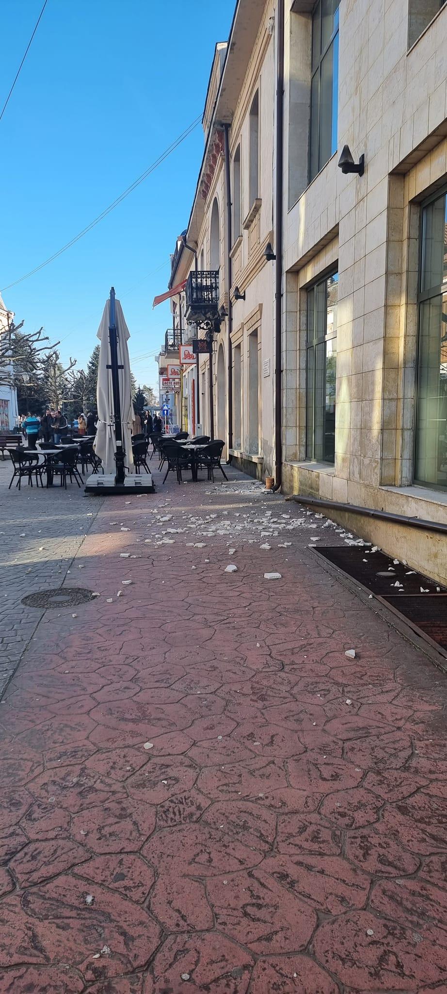 Cutremur puternic în România, resimţit şi în Bucureşti. Mai multe persoane rănite şi zeci de imobile afectate 817023