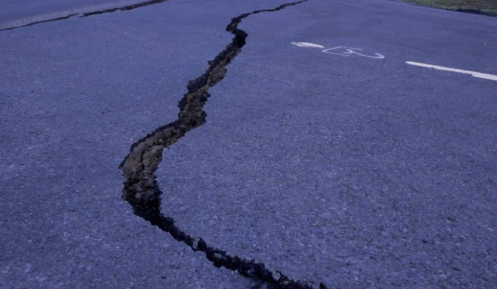 Drumurile din Oltenia verificate de urgență în urma cutremurului de 5,7 din Gorj