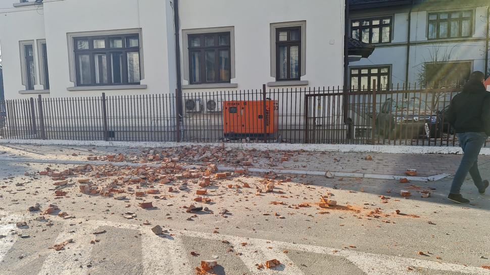 Ne putem aștepta și zilele următoare la cutremure mari? Cum răspunde seismologul Gheorghe Mărmureanu  816994