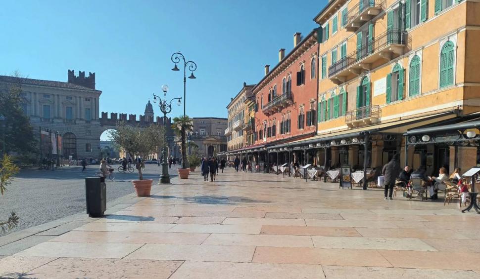 Ziua îndrăgostiților e în fiecare zi, în casa Julietei, la Verona 817259