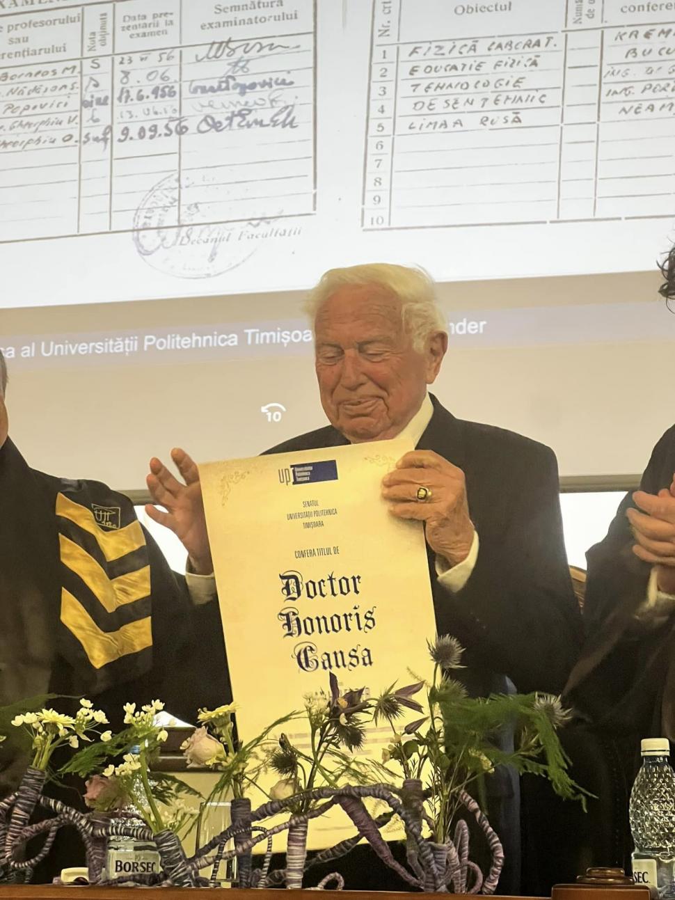 Lucian Romaşcanu, despre maestrul Ioan Holender: "Îi sunt recunoscator pentru prietenia generoasă" 817691