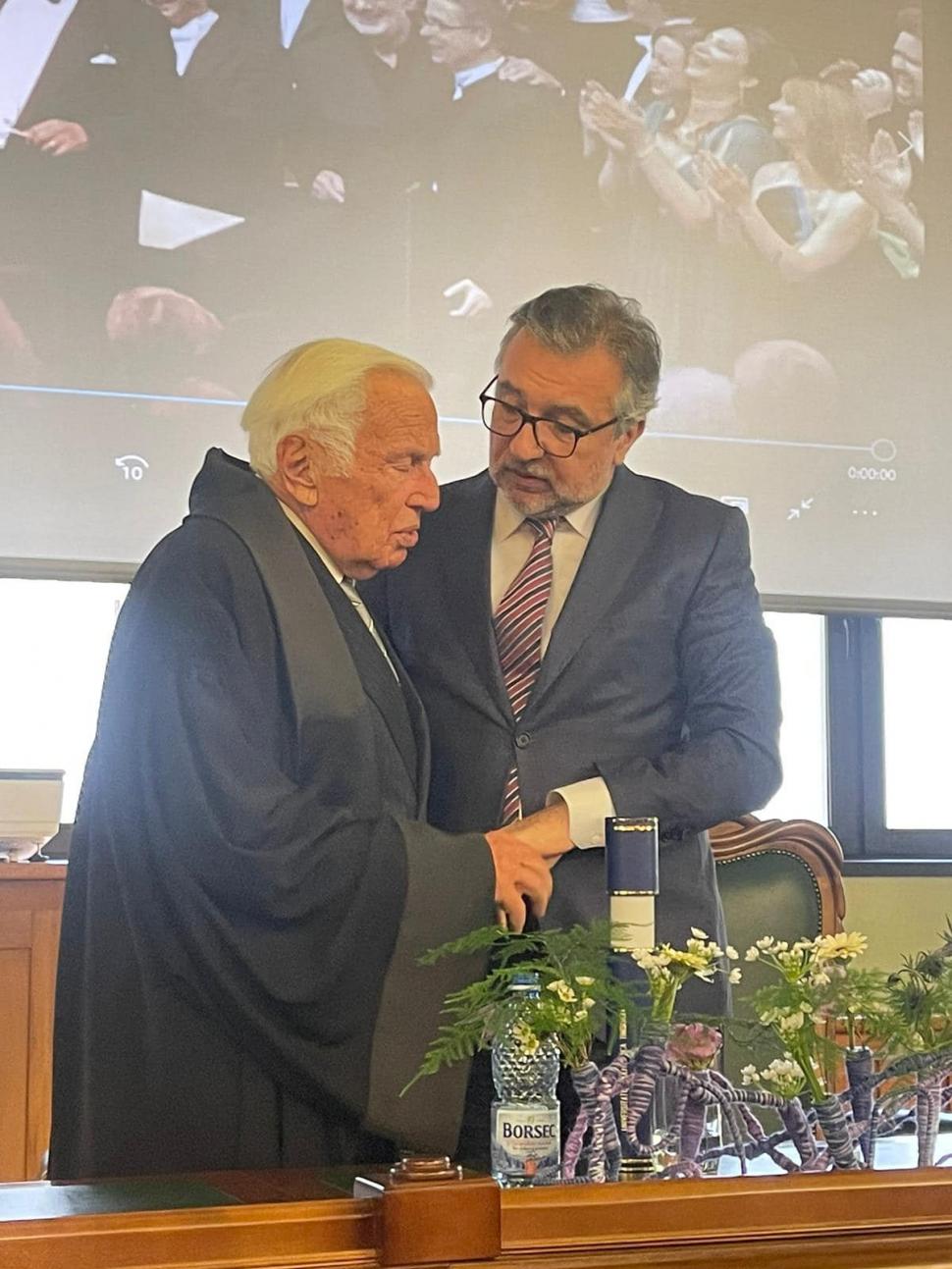 Lucian Romaşcanu, despre maestrul Ioan Holender: "Îi sunt recunoscator pentru prietenia generoasă" 817694