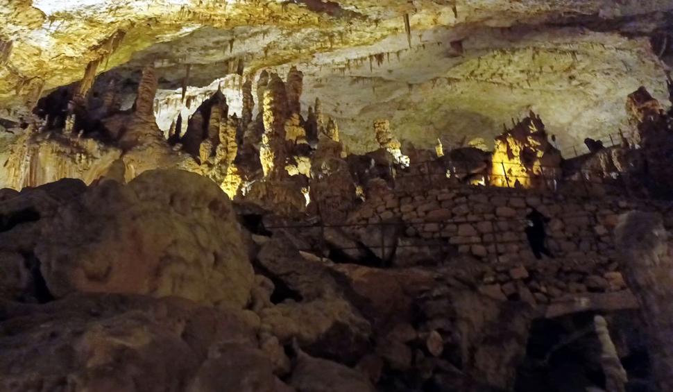 Peştera Postojna, din Slovenia, paradisul turismului, în Infernul lui Dante  817871