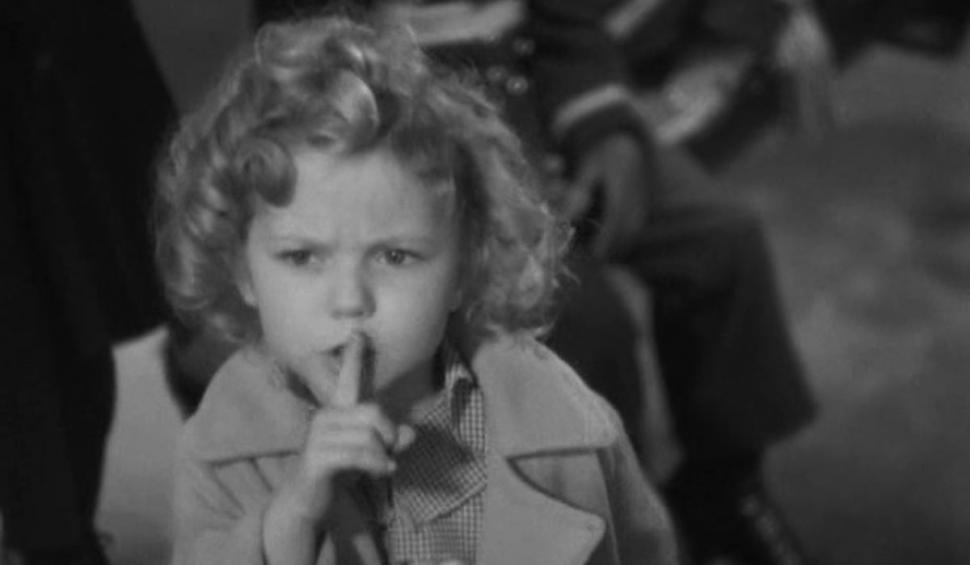 Recunoşti fetiţa cu bucle aurii, actriţă de mică? "Nu mai cred în Moş Crăciun de când mi-a cerut un autograf: aveam şase ani" 818108