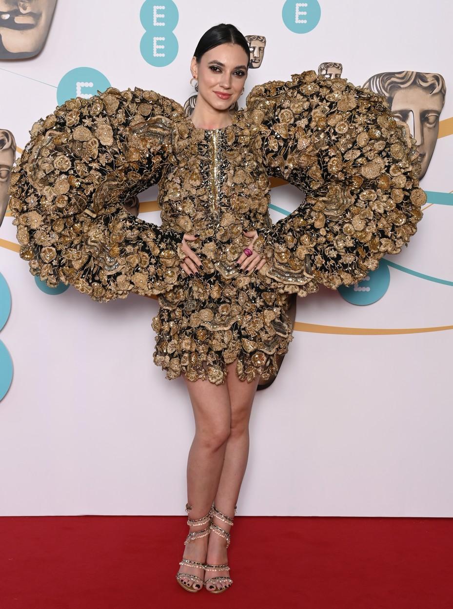 Premiile BAFTA 2023 | Cunoscut influencer și model român, în topurile celor mai bine îmbrăcați la gală. Ce i-a inspirat rochia 818250