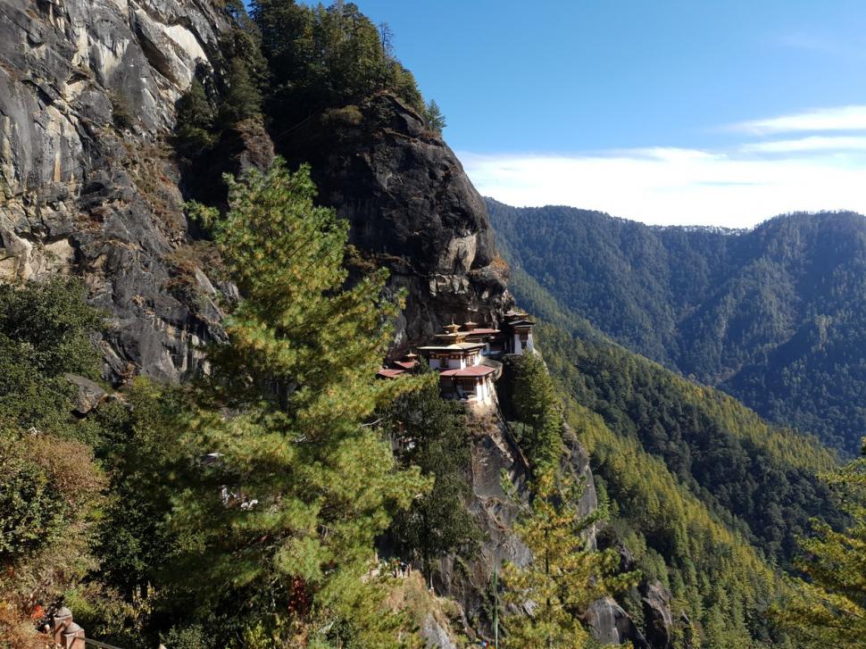Traseul din Bhutan unde pentru fiecare turist se plantează un copac. S-a redeschis după 60 de ani | Ce principii ecologice trebuie respectate 818731