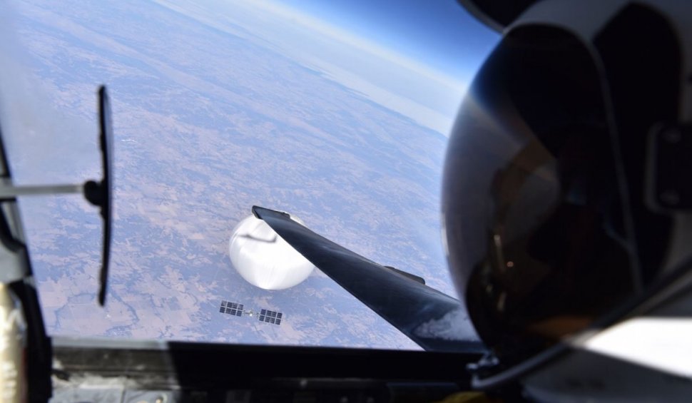 Un pilot american şi-a făcut selfie din avion cu balonul de spionaj al Chinei