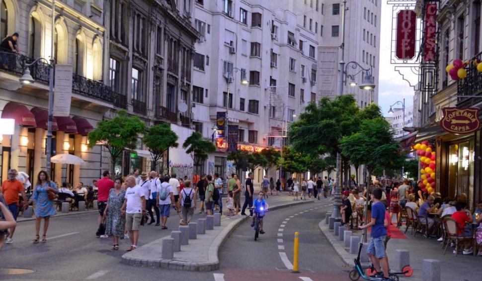 Calea Victoriei devine din nou pietonală. În ce perioadă are loc evenimentul "Străzi Deschise - București, Promenadă Urbană 2023"
