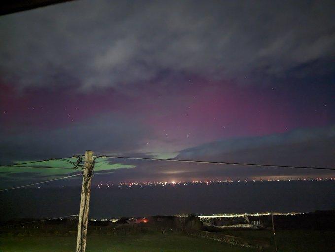 Aurora boreală, surprinsă în imagini uluitoare, pe cerul din Marea Britanie. Cum se explică fenomenul rar 819698