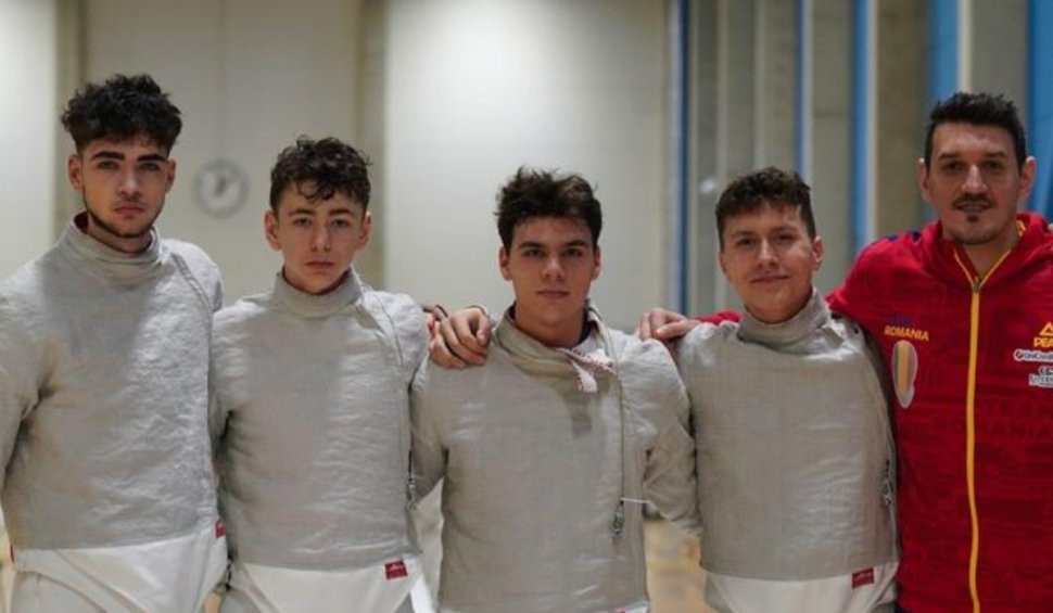 România este campioana Europei! Echipa masculină de sabie juniori, medaliată cu aur la Campionatul European de la Tallinn, Estonia