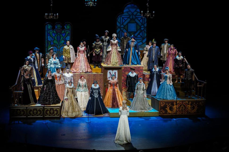 Ministrul Culturii, la aniversarea de 60 de ani a Corului Madrigal: ”Concertul de gală, prilej pentru o nouă călătorie în timp” 820321