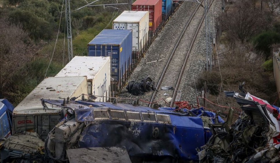Premierul Greciei, despre cumplitul accident feroviar: "Coliziunea este cauzată de o tragică eroare umană"