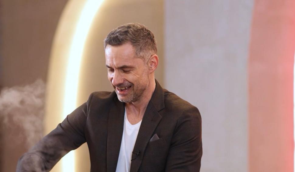 Interpretul de muzică populară Dinu Iancu Sălăjanu, invitat special în bucătăria "Gătit la costum": "Muzica face parte din viaţa mea şi sper că din viaţa tuturor" 820775