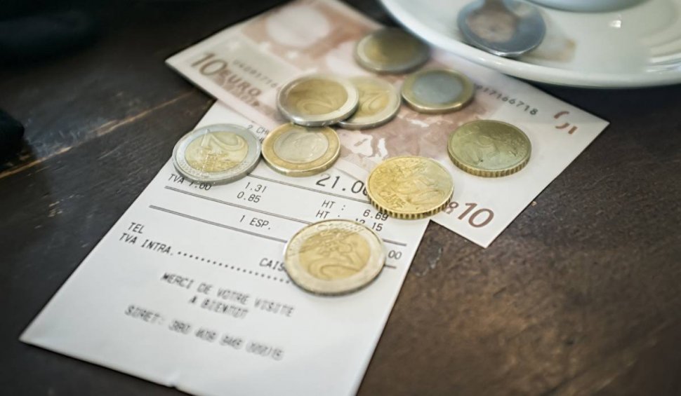 Un ospătar a primit bacşiş o monedă de doi euro care valorează 3.000 de euro