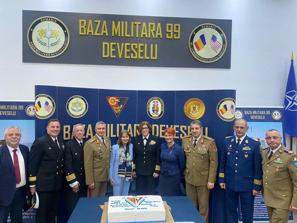 Premieră la comandamentul din interiorul Bazei Militare 99 Deveselu | O femeie va conduce divizia Naval Support Facility 820982
