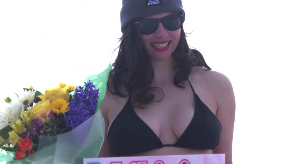 Bikini Race, concurs în costume de baie pe pârtia din staţiunea Păltiniş