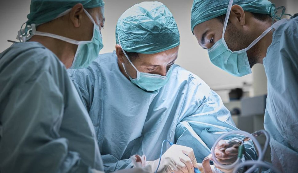 O femeie s-a trezit cu accent rusesc după o operaţie de hernie de disc, iar medicii caută explicaţii