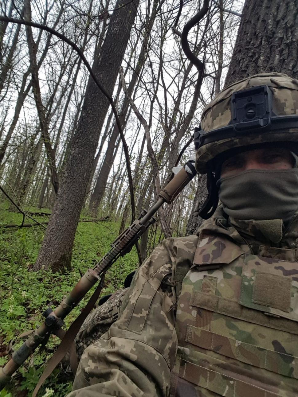 Interviu exclusiv cu lunetistul român care luptă pe frontul din Ucraina | Detalii din planurile de atac ale ruşilor 821092