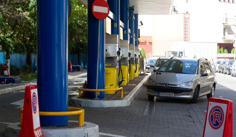 Benzina şi motorina s-au scumpit din nou. Prețul carburanţilor în România, astăzi, 6 martie 2023