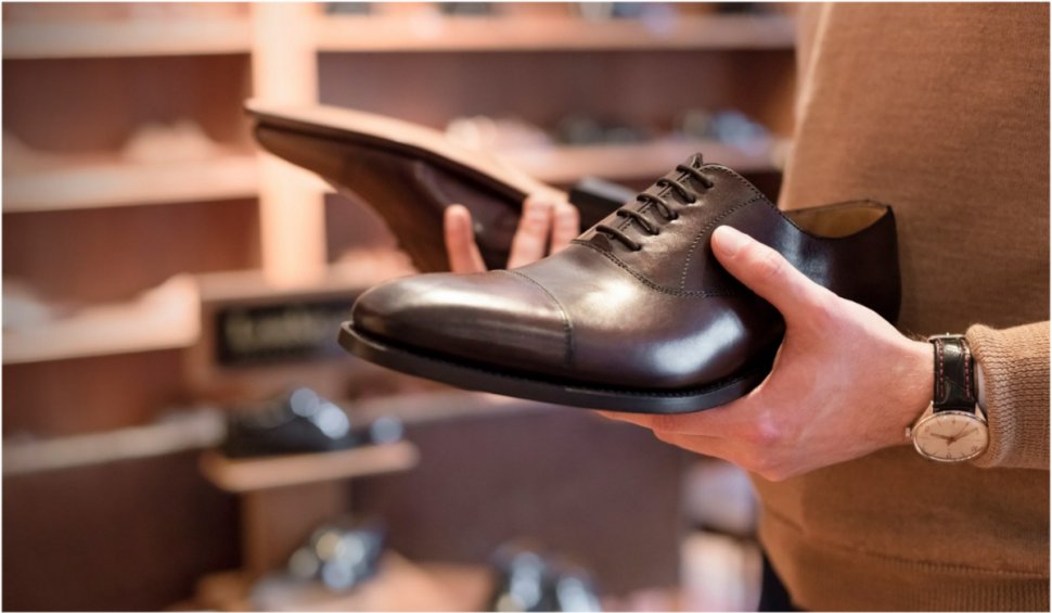 Una din trei perechi de pantofi vândute în România provin din China şi costă, în medie, trei dolari