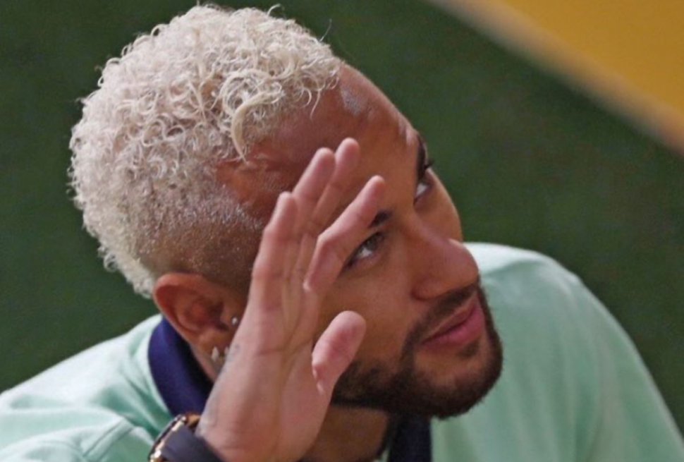 Neymar rămâne pe tușă pentru restul sezonului. Fotbalistul va fi operat la glezna dreaptă