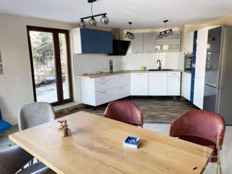 "Reducere" imobiliară virală pe internet: Cum arată o casă din Cluj scumpită cu 700 de mii de euro în câteva săptămâni  821312