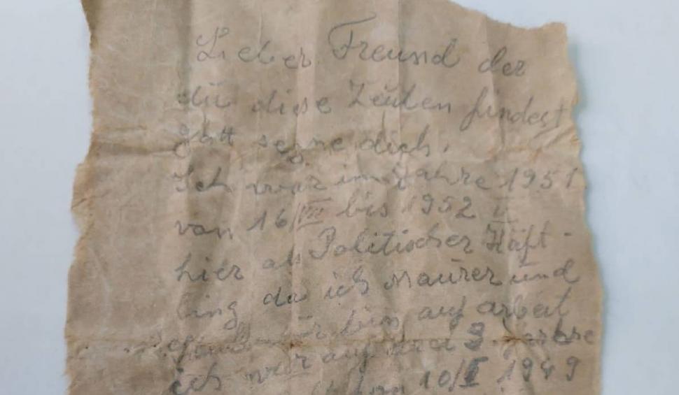 "Viața mea este în mâinile Domnului". Mesajul emoţionant al unui deţinut politic, descoperit în zidurile Cazinoului din Constanţa 821387