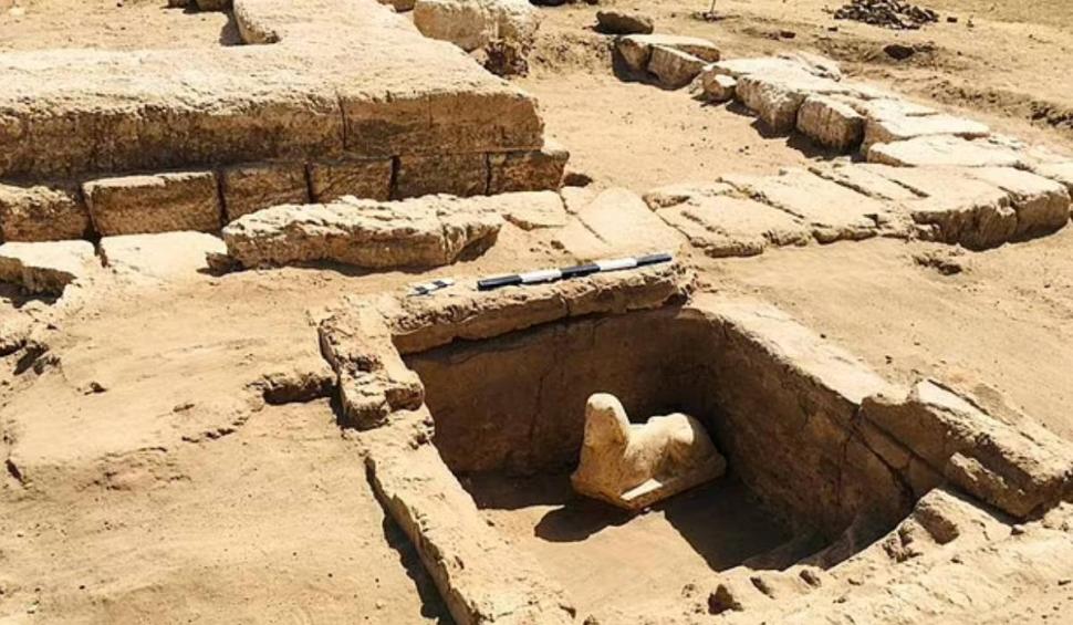 Descoperire uimitoare în Egipt | Cum arată sfinxul zâmbitor cu gropițe în obraji 821546