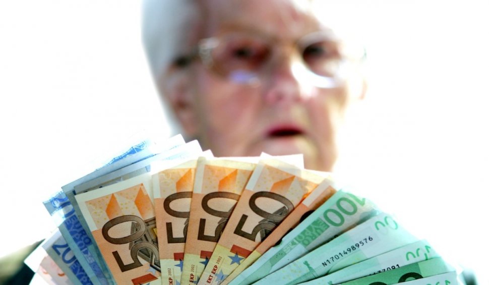 Cât ne costă pensiile speciale ale celor 10.000 de români. Suma pe care o plăteşte statul anual