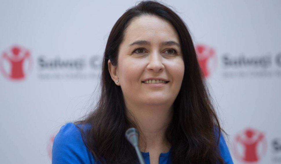 Amalia Năstase: "Viitorul nostru stă în mâna tinerilor antreprenori"