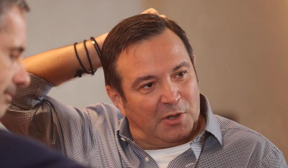 Omul de radio, Daniel Buzdugan, a gătit alături de Ştefan Lungu în ediţia 5 "Gătit la costum", sezonul 4: "Totul pleacă de la femei" 821799